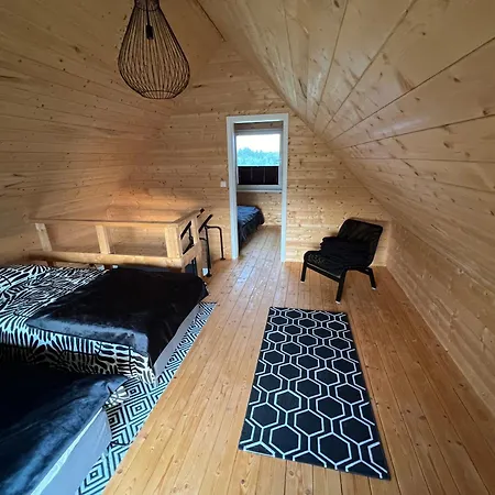 Nad Jeziorem Raduńskim Dom wakacyjny Borzestowska Huta