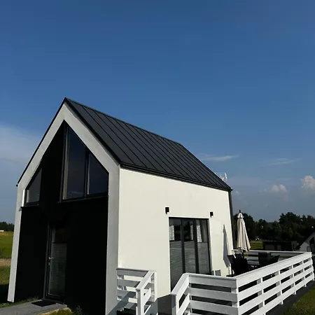 Nad Jeziorem Raduńskim Borzestowska Huta