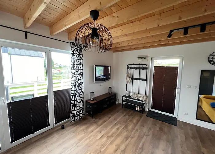 Nad Jeziorem Radunskim Prázdninový dům Borzestowska Huta