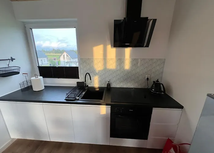 Nad Jeziorem Radunskim * Borzestowska Huta