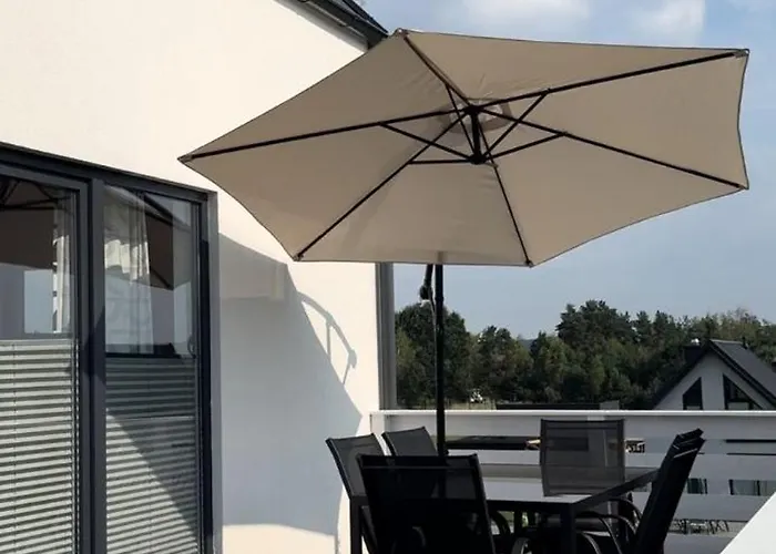 Nad Jeziorem Radunskim Borzestowska Huta