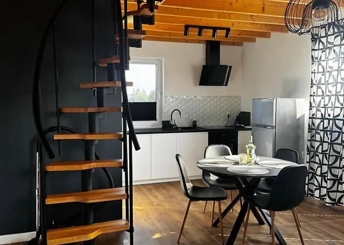 Nad Jeziorem Radunskim * Borzestowska Huta